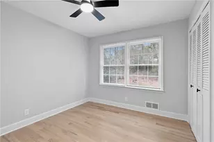 2802 Lakeview Ct, Buford, GA 30519 - Photo 23