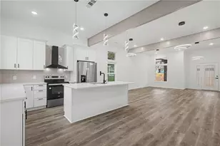 1667 Thornton Pl SW, Atlanta, GA 30315 - Photo 11