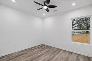 1667 Thornton Pl SW, Atlanta, GA 30315 - Photo 17