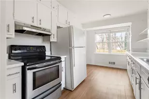 584 Fieldstream Way, Lawrenceville, GA 30044 - Photo 9