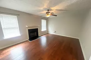 1785 Campbell Ives Dr, Lawrenceville, GA 30045 - Photo 3