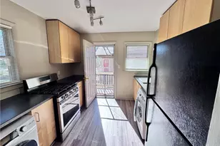 2476 Maple St, East Point, GA 30344 - Photo 5