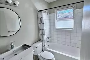 2476 Maple St, East Point, GA 30344 - Photo 9