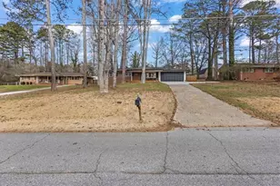 1590 Debbie Dr SW, Mableton, GA 30126 - Photo 3