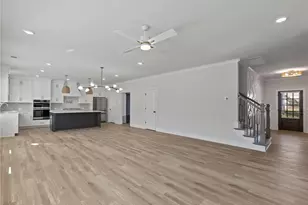2410 Reserve Manor Ct, Lawrenceville, GA 30011 - Photo 19