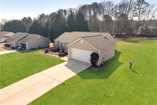 973 Vera Ct, Winder, GA 30680 - Photo 7