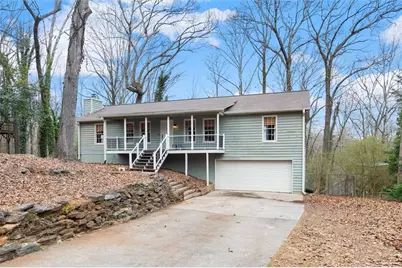 410 Riverlake Court, Woodstock, GA 30188 - Photo 3