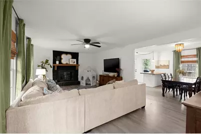 410 Riverlake Court, Woodstock, GA 30188 - Photo 5