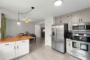 410 Riverlake Ct, Woodstock, GA 30188 - Photo 15