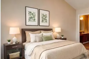 2837 Laurel Ridge Cir, East Point, GA 30344 - Photo 9