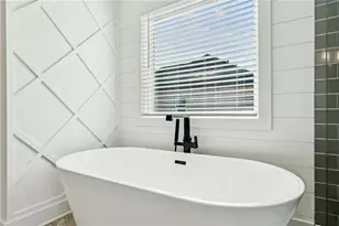 2430 Reserve Manor Ct, Lawrenceville, GA 30043 - Photo 29