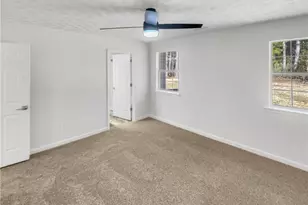 24 Chelsea Ln, Grantville, GA 30220 - Photo 11