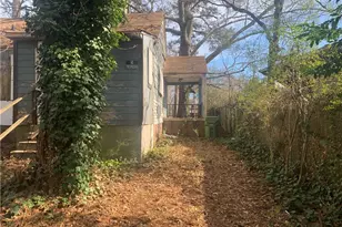 1817 Ellington, Decatur, GA 30032 - Photo 5