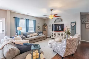 6821 Pierless Ave, Sugar Hill, GA 30518 - Photo 7