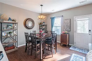 6821 Pierless Ave, Sugar Hill, GA 30518 - Photo 11