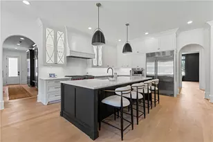 10190 Cedar Ridge Dr, Alpharetta, GA 30004 - Photo 7