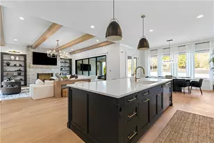 10190 Cedar Ridge Dr, Alpharetta, GA 30004 - Photo 5