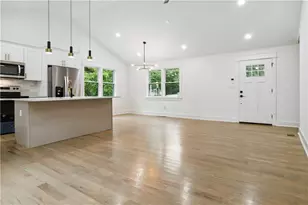 3435 Maplehurst Dr, Decatur, GA 30032 - Photo 9