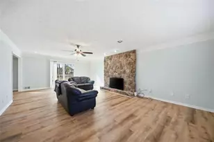 641 Field Cliff Dr, Stone Mountain, GA 30087 - Photo 7