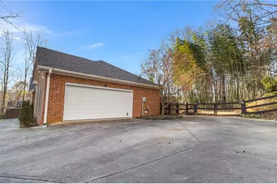 1031 Barnett Place, Athens, GA 30605 - Photo 31