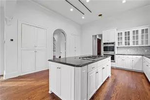 4288 Olde Mill Ln NE, Atlanta, GA 30342 - Photo 7