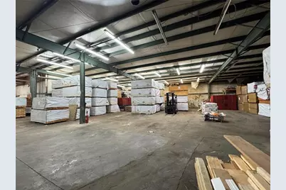 33 Laura St, Winder, GA 30680 - Photo 9