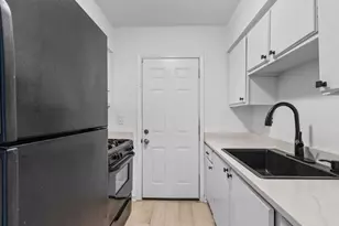 253 Lawton St SW, Atlanta, GA 30314 - Photo 17