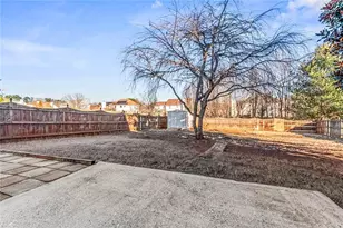 628 Burtons Cove, Hampton, GA 30228 - Photo 29