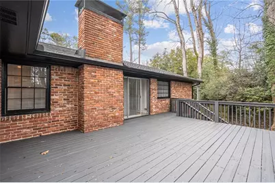 585 Spalding Drive, Atlanta, GA 30328 - Photo 19