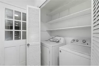 585 Spalding Drive, Atlanta, GA 30328 - Photo 13