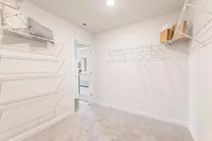 971 Sutherland Ln, Lawrenceville, GA 30043 - Photo 17