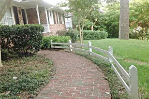 410 Montevallo Dr, Sandy Springs, GA 30342 - Photo 5