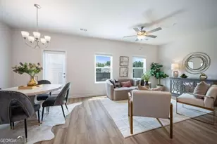 9436 Maple Grove, Jonesboro, GA 30238 - Photo 7