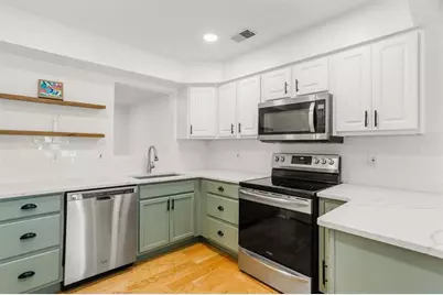 232 Peachtree Hollow Court, Sandy Springs, GA 30328 - Photo 9