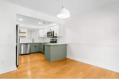 232 Peachtree Hollow Court, Sandy Springs, GA 30328 - Photo 7