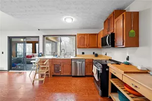 300 Fairview Ct, Jasper, GA 30143 - Photo 11