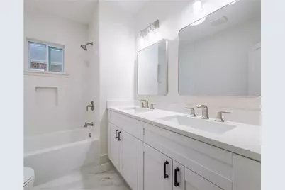 1373 M L King Jr Drive SW, Atlanta, GA 30314 - Photo 23