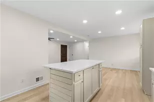 2347 Greenway Dr, Decatur, GA 30035 - Photo 13