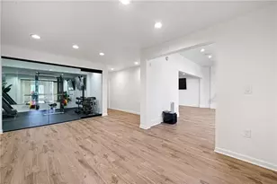 4 Vale Close NE, Atlanta, GA 30324 - Photo 33