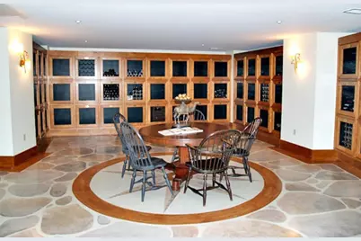 700 Park Regency Place NE, Atlanta, GA 30326 - Photo 23