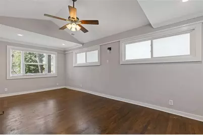 2779 Horse Shoe Drive, Atlanta, GA 30316 - Photo 11