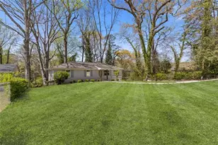 2779 Horse Shoe Dr, Atlanta, GA 30316 - Photo 5