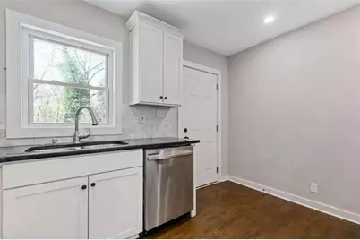 2779 Horse Shoe Drive, Atlanta, GA 30316 - Photo 15