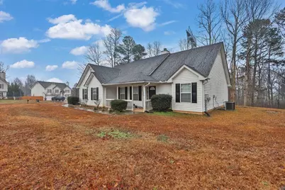 3454 Coach Court, Gainesville, GA 30507 - Photo 3