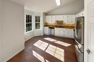 180 Honeysuckle Dr SE, Calhoun, GA 30701 - Photo 7