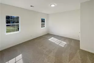 180 Honeysuckle Dr SE, Calhoun, GA 30701 - Photo 13