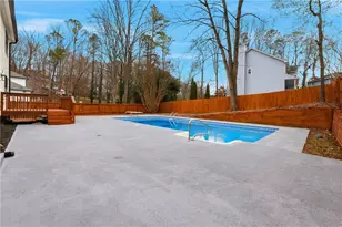 2348 Marneil Dr NE, Marietta, GA 30062 - Photo 33