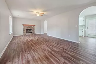 4445 Brookridge Dr, Loganville, GA 30052 - Photo 9