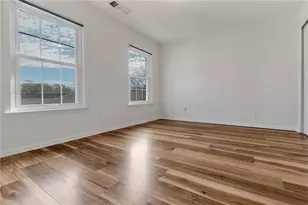 1649 Emory Pl Dr NE, Atlanta, GA 30329 - Photo 11