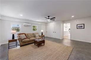 2996 Arrowood Dr, East Point, GA 30344 - Photo 23